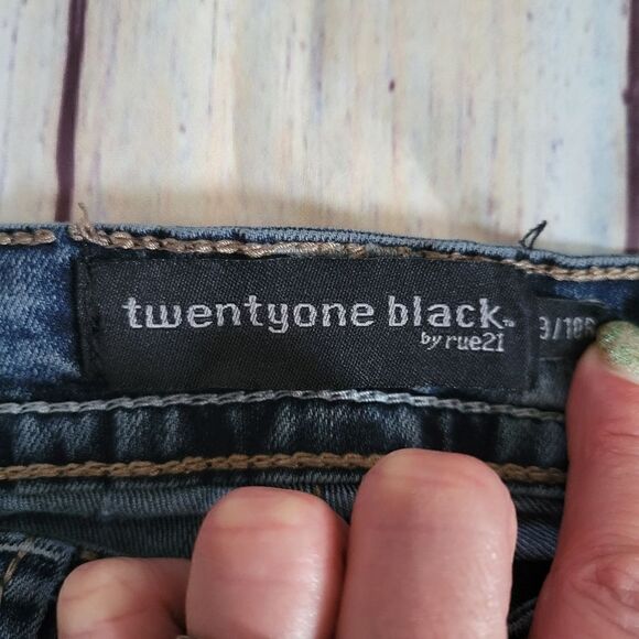Rue 21 Twenty one  Ladies  Regular Low Rise Skinny Blue Denim Jeans Size 9/10R - Picture 9 of 15